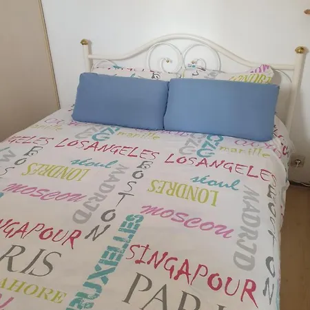 Appt 2 Ou 4 Personnes Avec Piscine, Tennis Et Parking Prive Fleury (Aude)