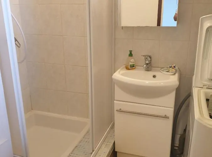 Appt 2 Ou 4 Personnes Avec Piscine, Tennis Et Parking Privé Appartement *